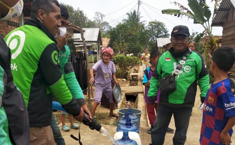 Setelah Lombok, Driver Ojol Keliling Indonesia Salurkan Bantuan Korban Asap di Jambi