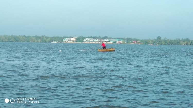 Musim Angin Barat Gelombang Laut Naik Hingga 1,2 Meter, Nelayan Tanjabbar Harus Waspada