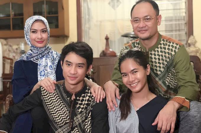 Duh! Duit Jajan Anak Iis Dahlia Jadi Sorotan