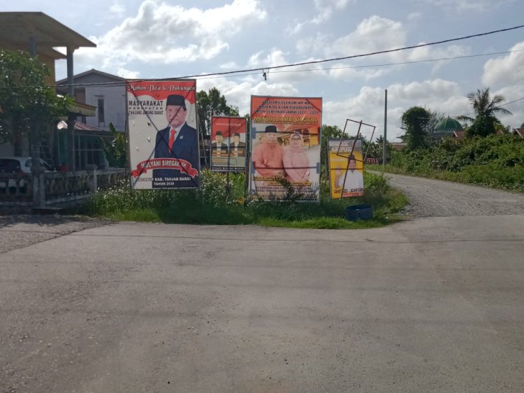 Balehonya Banyak Terpampang di Tanjab Barat, Mulyani: Itu Relawan Yang Buat