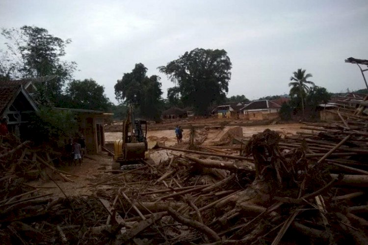 18 Pesantren di Lebak Luluh Lantak Diterjang Banjir Bandang
