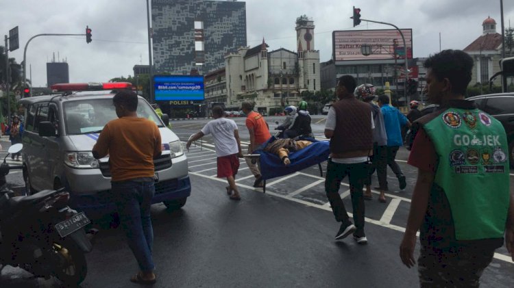 Terobos Banjir Jakarta, Pria Ini Tewas di TKP Usai Nyungsep ke Lobang