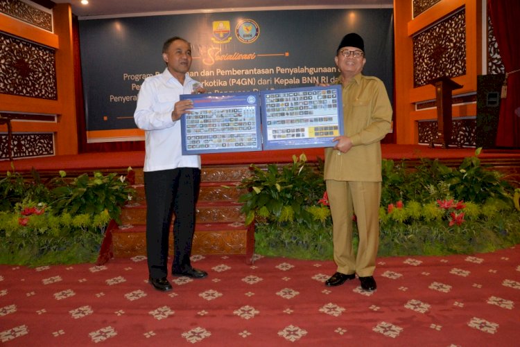 Gubernur Jambi Hibahkan Tanah dan Bangunan Kepada BNN