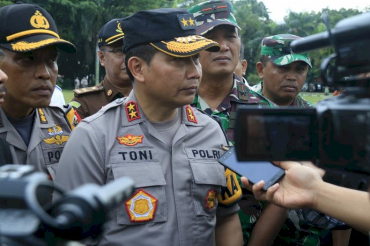 Kapolda Sumbar Tegaskan Tindak Warga Langgar Maklumat Kapolri: Saat Ini Seluruh Polres Larang Kerumunan Massa!